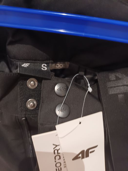 Kurtka narciarska 4F ze spodniami damska