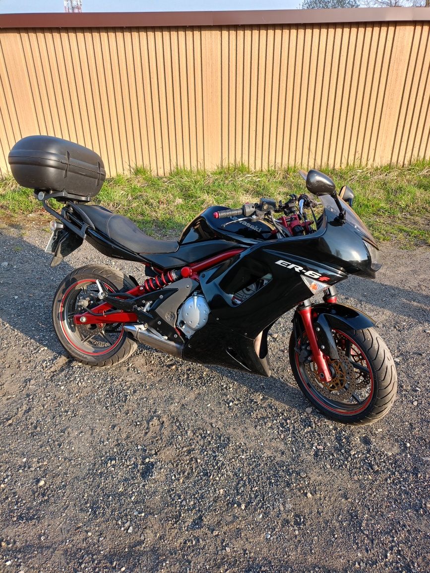 Motocykl Kawasaki ER6F