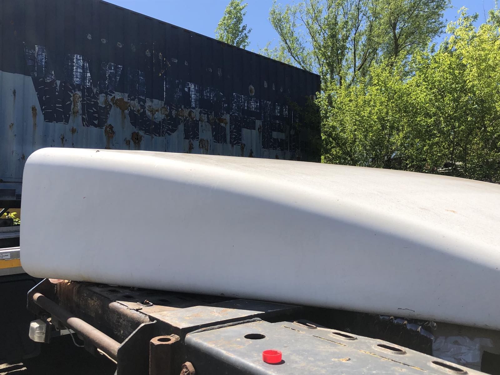Продається спойлер daf 95