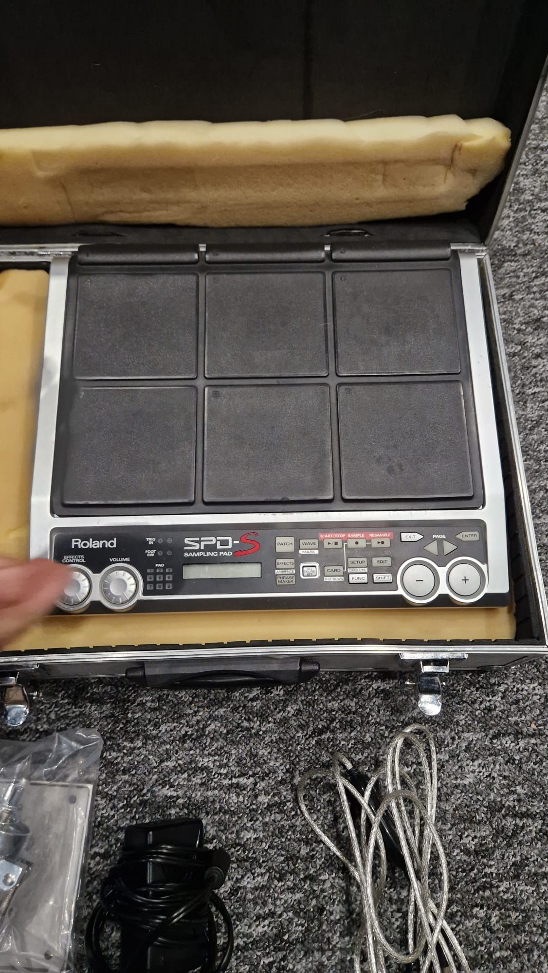 Sampler Roland SPD-S