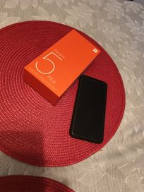 Redmi 5 Plus - smartfon