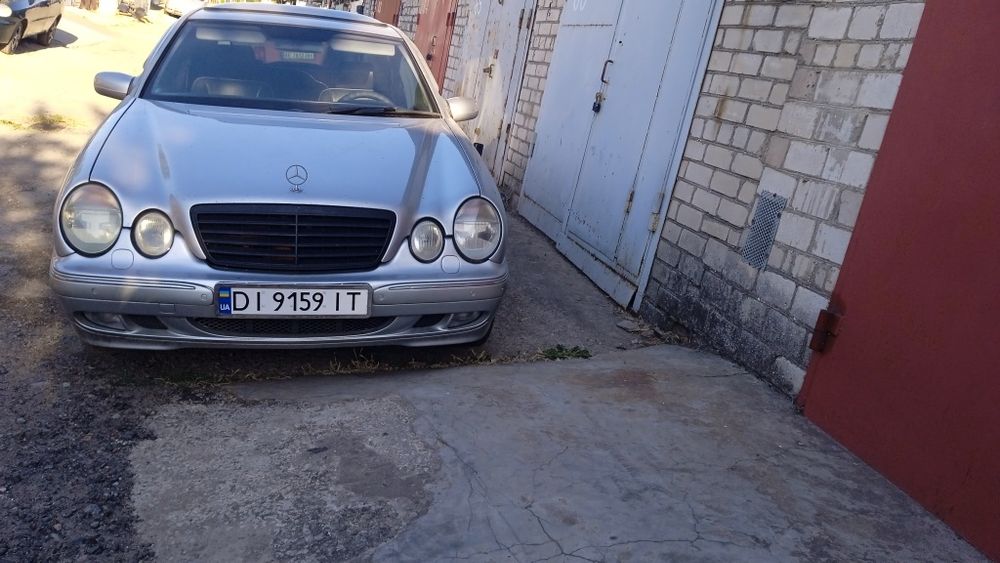 Продам Мерседес е 320рест