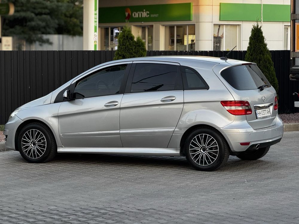 Продам Mercedes B-класса 2010 г. 1.7 Автомат 7 передач