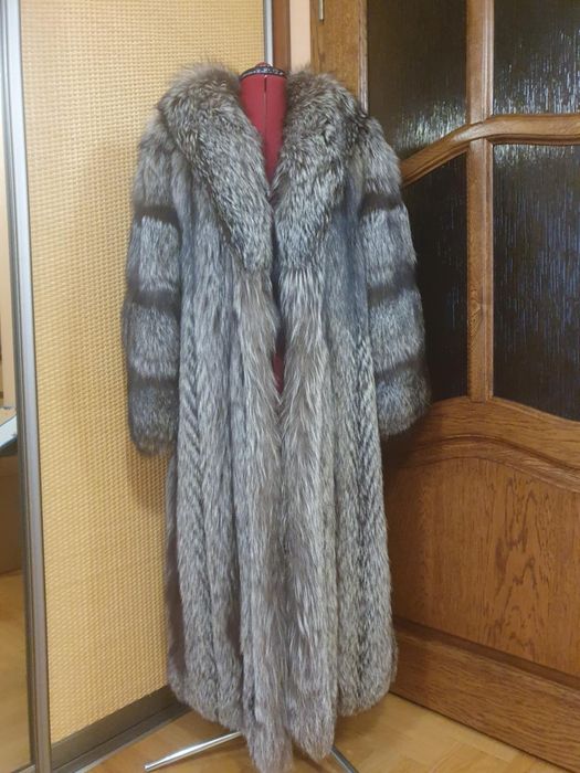 Futro naturalne srebrny lis