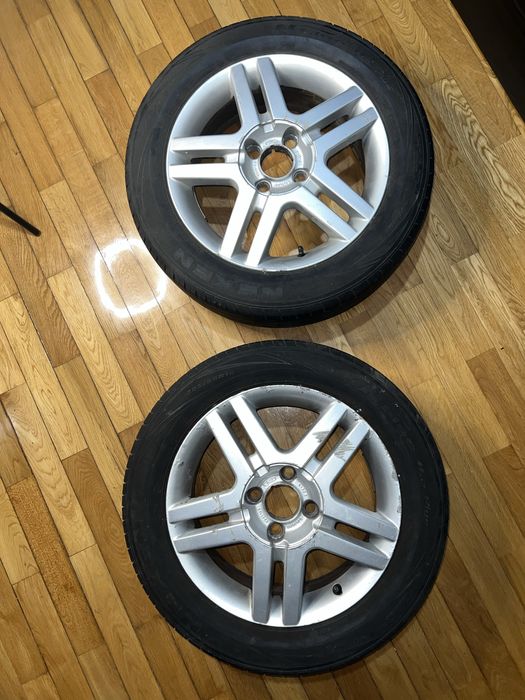 Jantes 16” com pneus Nexen 205/55 R16 – 4 furos – bom estado!