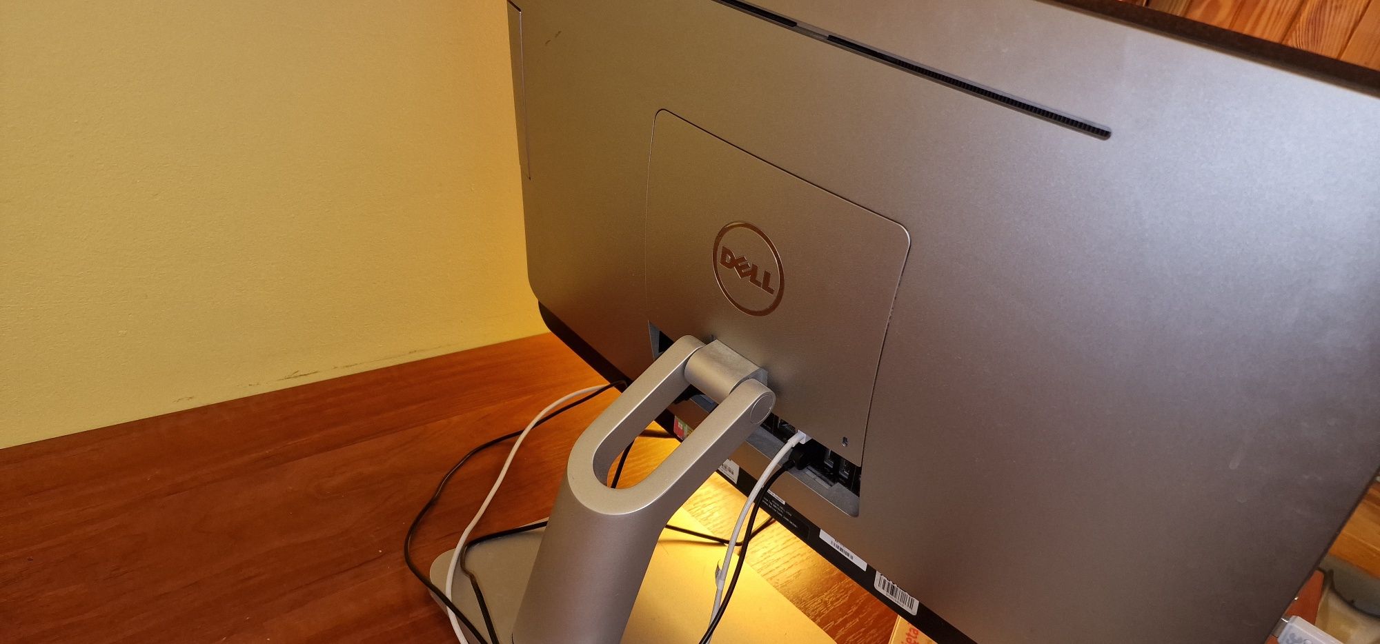 Dell Optiplex 9020 typu AIO z SSD i Windows 11!