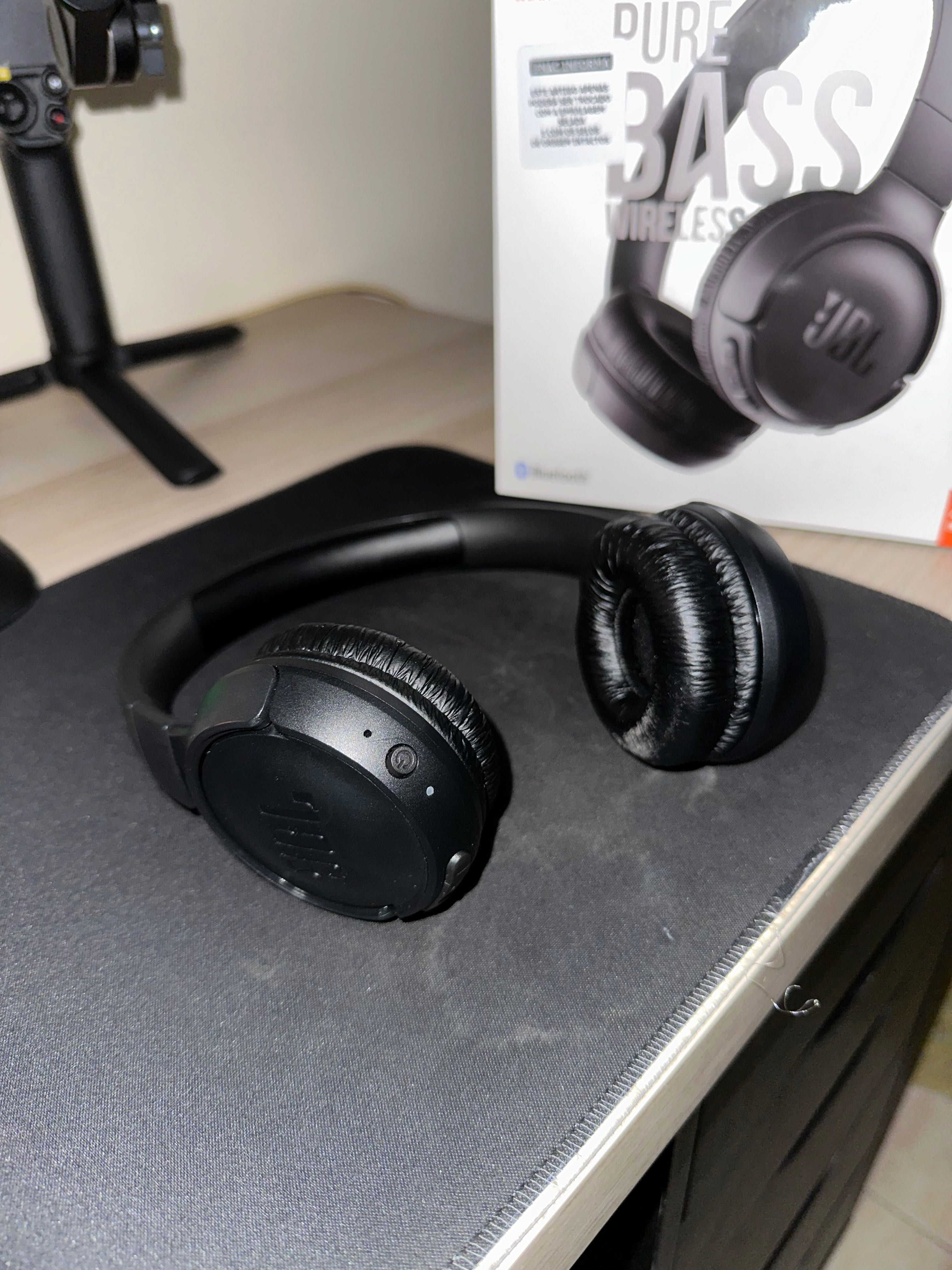 Headphones JBL bluetooth