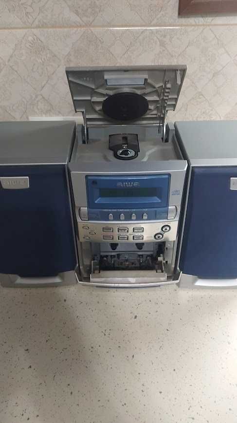 Музыкальный центр Aiwa LCX337
