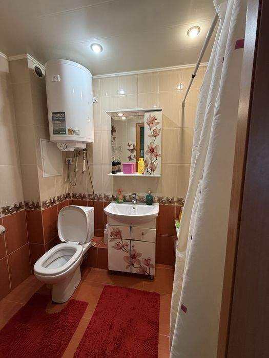 Посуточно почасово двухкомнатная квартира Заречный Терра Ак Полиции