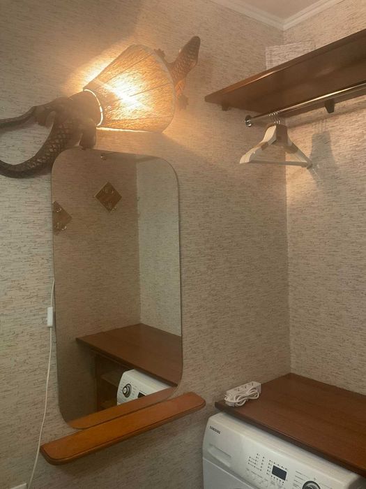 1 кімнатна квартира  м. Деміївська , пр-кт Науки ,11  без комісії