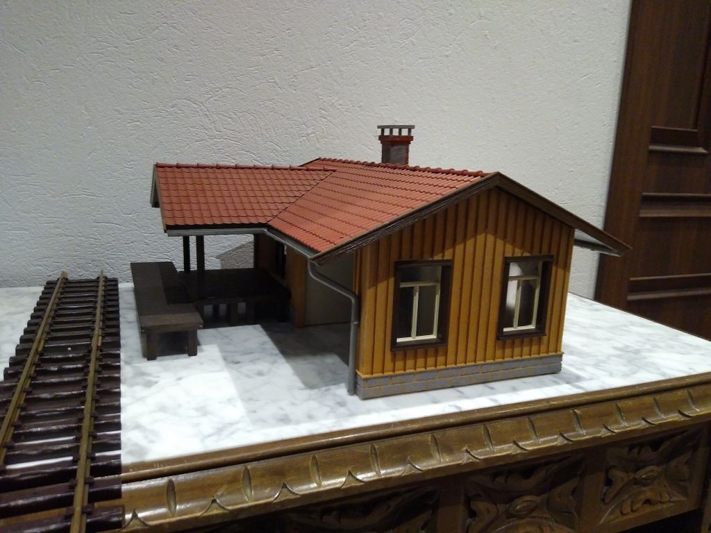 Budynek stacji kolejowej do kolejki ogrodowej LGB/PIKO G