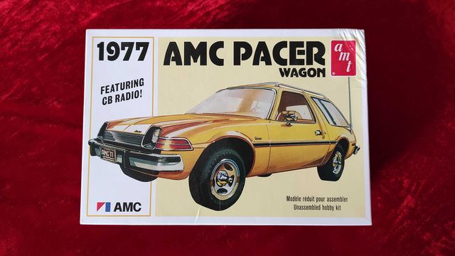 Сборная модель 1:25 AMT  AMC Pacer 1977,1978