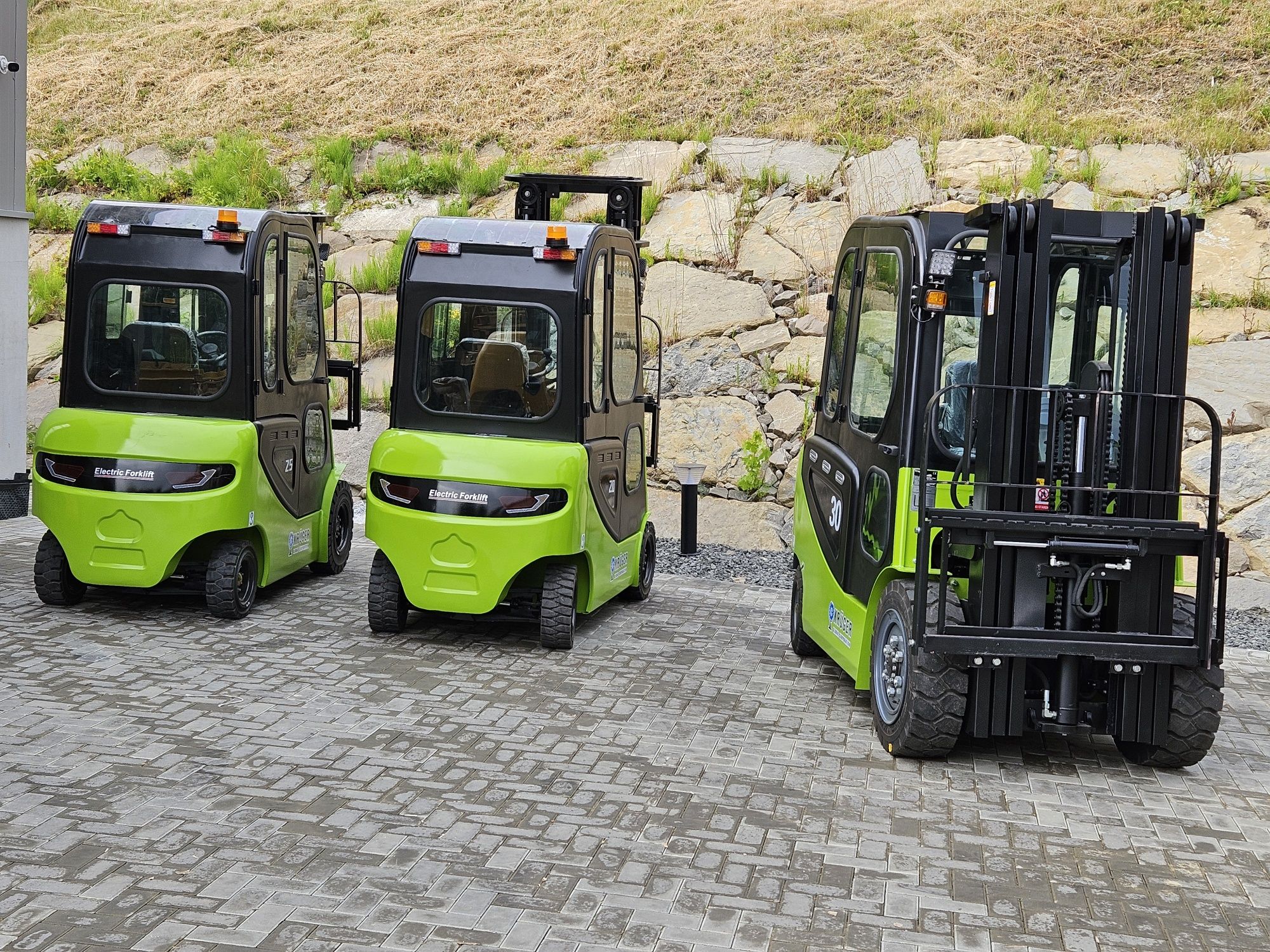 Wózek Widłowy 3 T KRÜGER®PD-30E,Maszt4.5 lub 5,5m Triplex Elektryczny