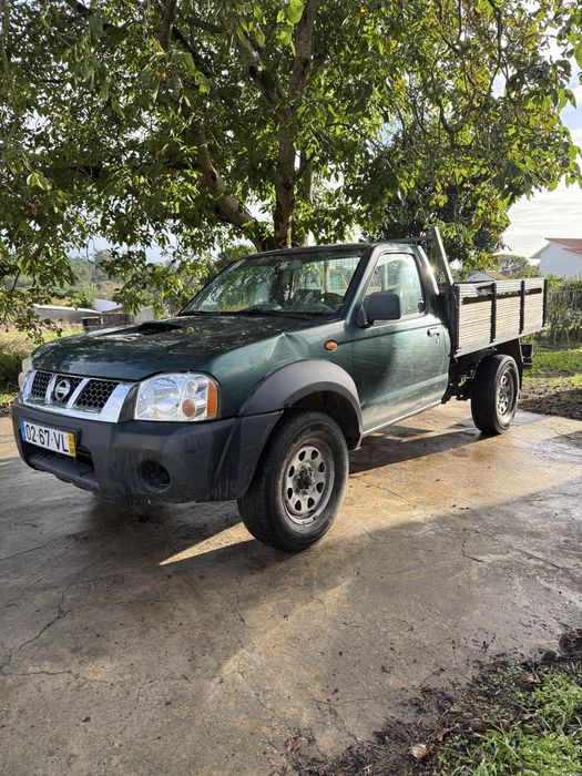 Nissan D22 4x4 Pickup ( Com Avaria )