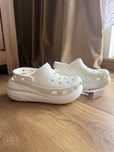 Sprzedam nowe, oryginalne Crocs Classic Crush Clog