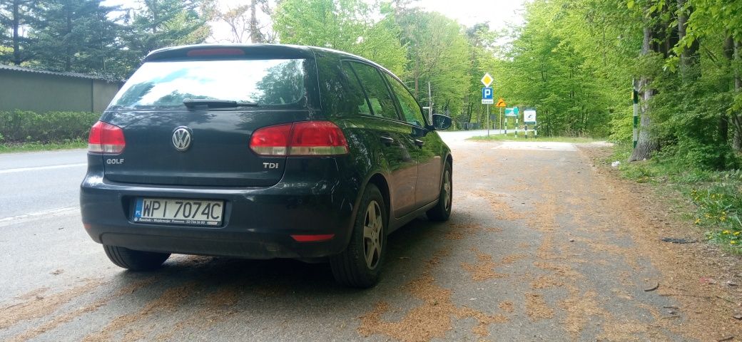 Volkswagen Golf 6 1.6 TDI  2011r.