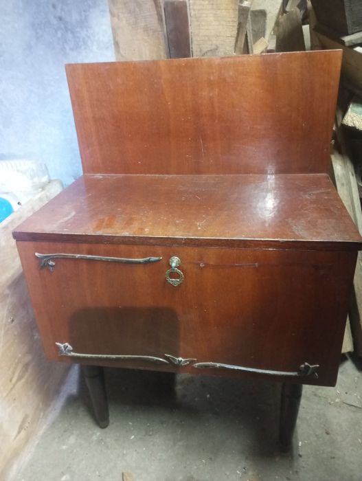 Тумбочка прикроватная выс.55. шыр.60 глубина 35.