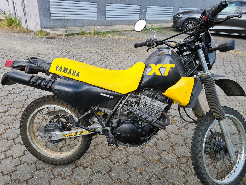 moto yamaya xt restaurada