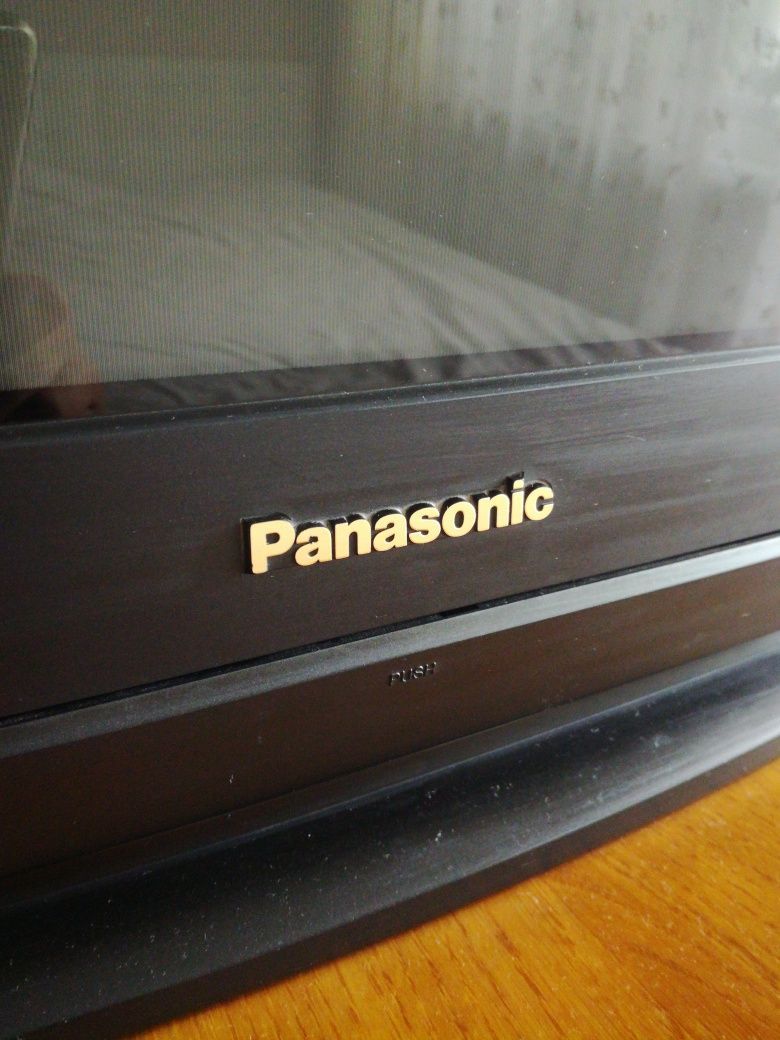 Продам телевизор Panasonic.