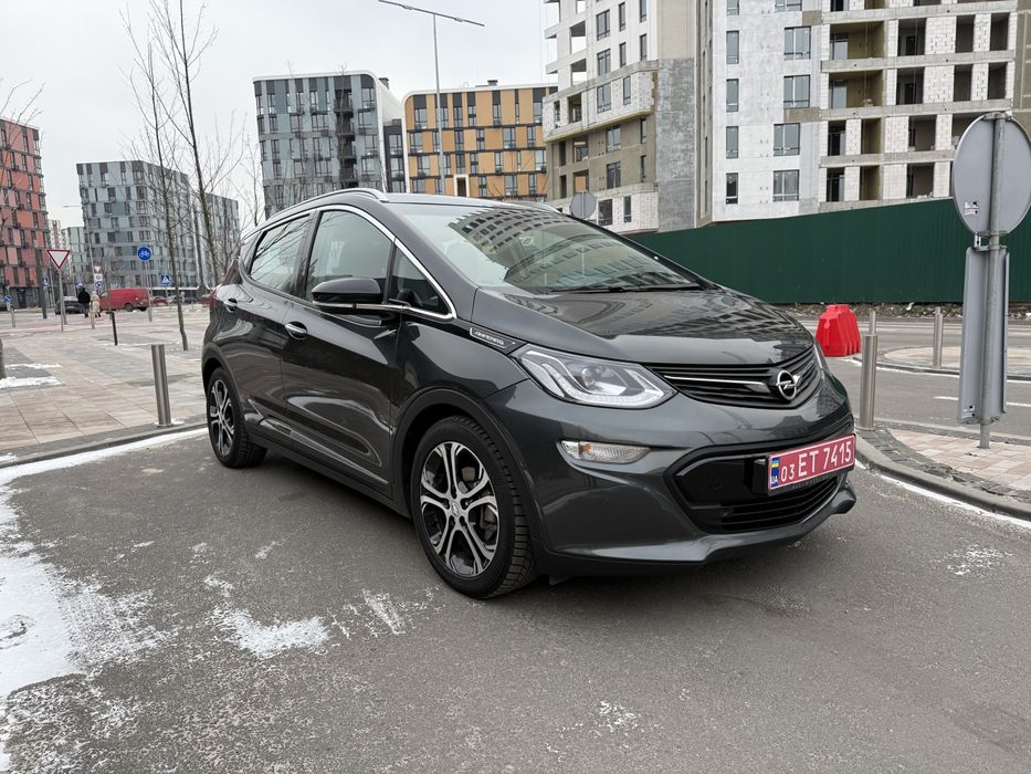 Електромобіль Opel Ampera-e 60кВт
