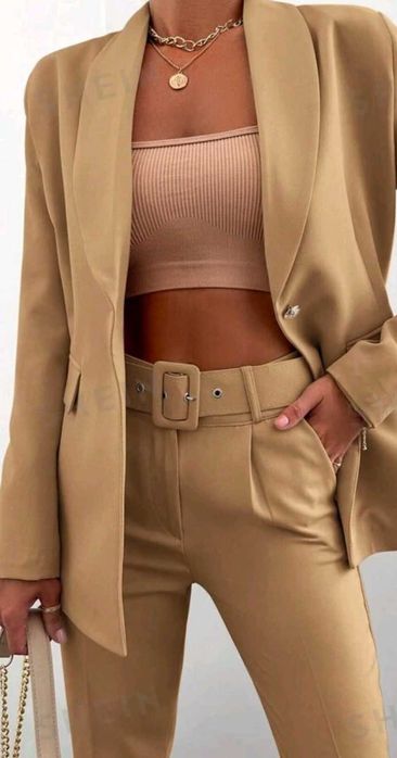Fato - Blazer + Calças (S/M)