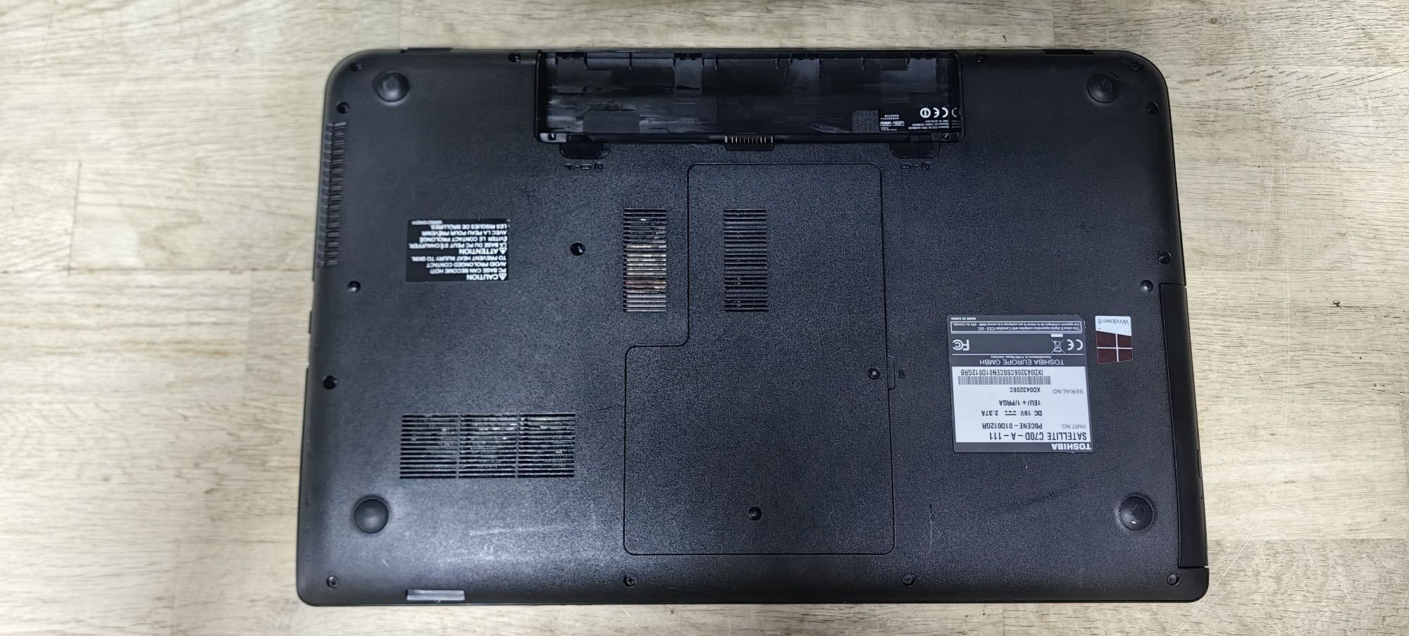 Ноутбук Toshiba C70D/AMD El-2100/Ram 4Gb /HDD No