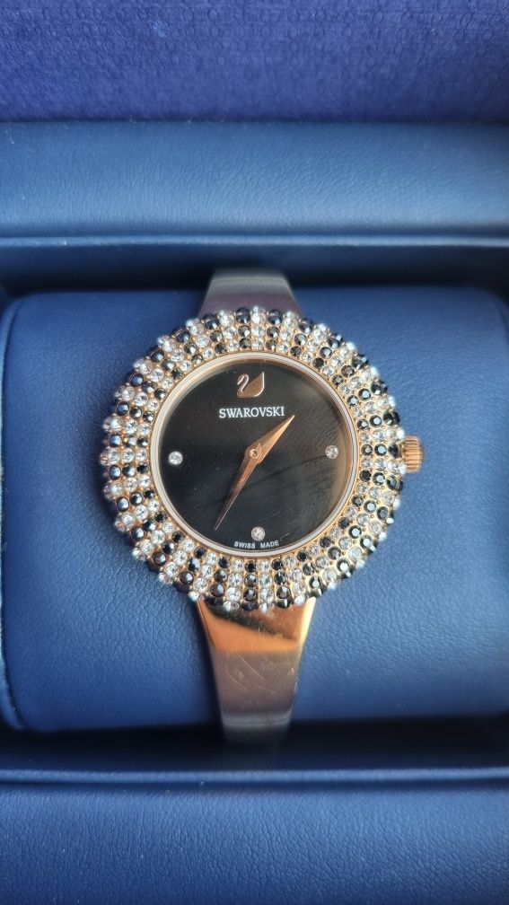 SWAROVSKI Relógio. Cristal dama.