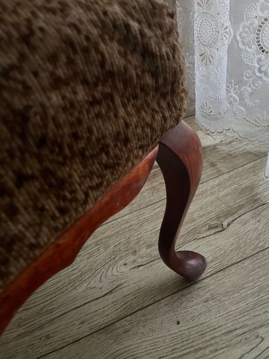 taboret stołek tapicerowany ludwikowski