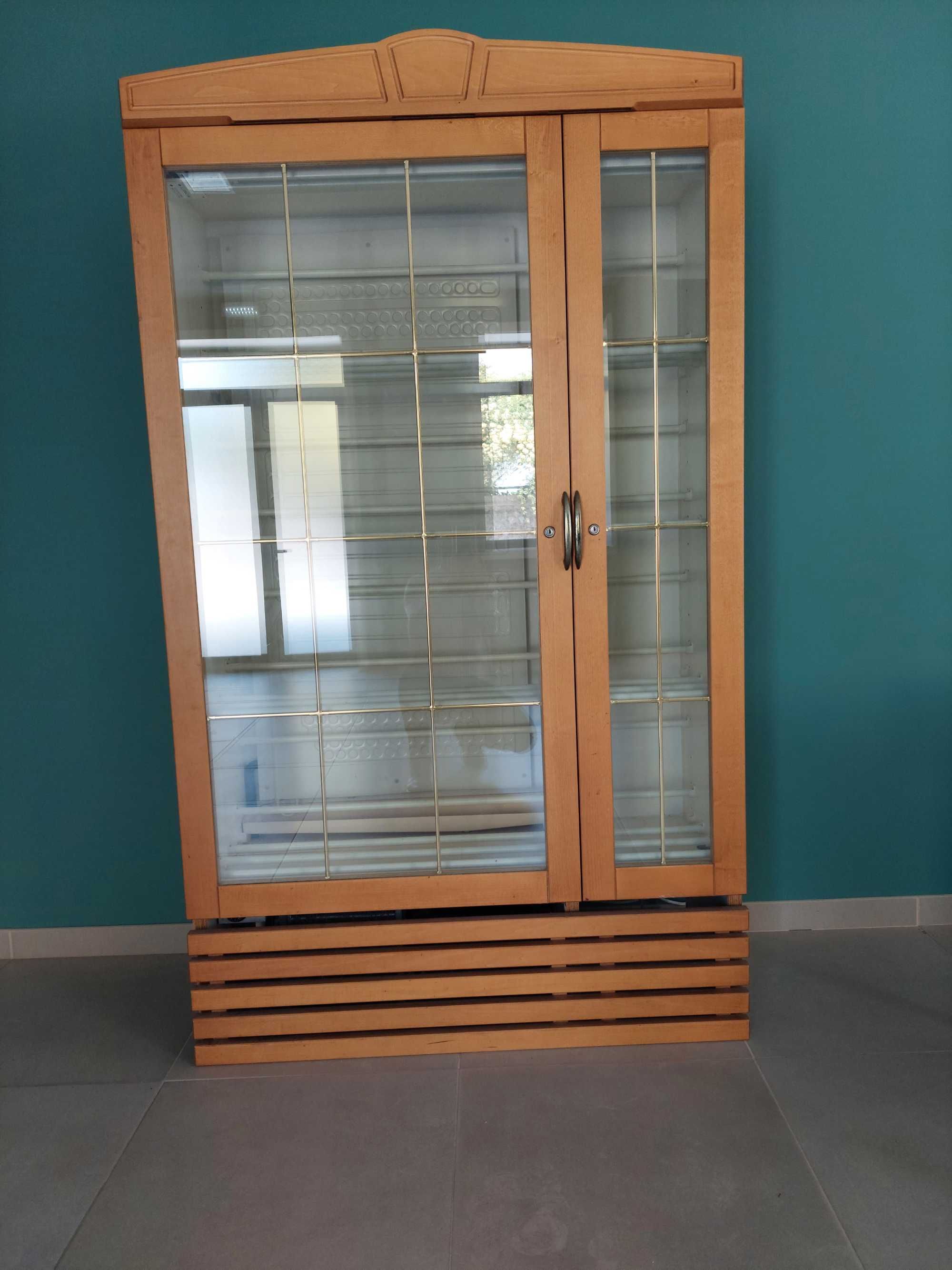 Vitrine Vinhos Refrigerada