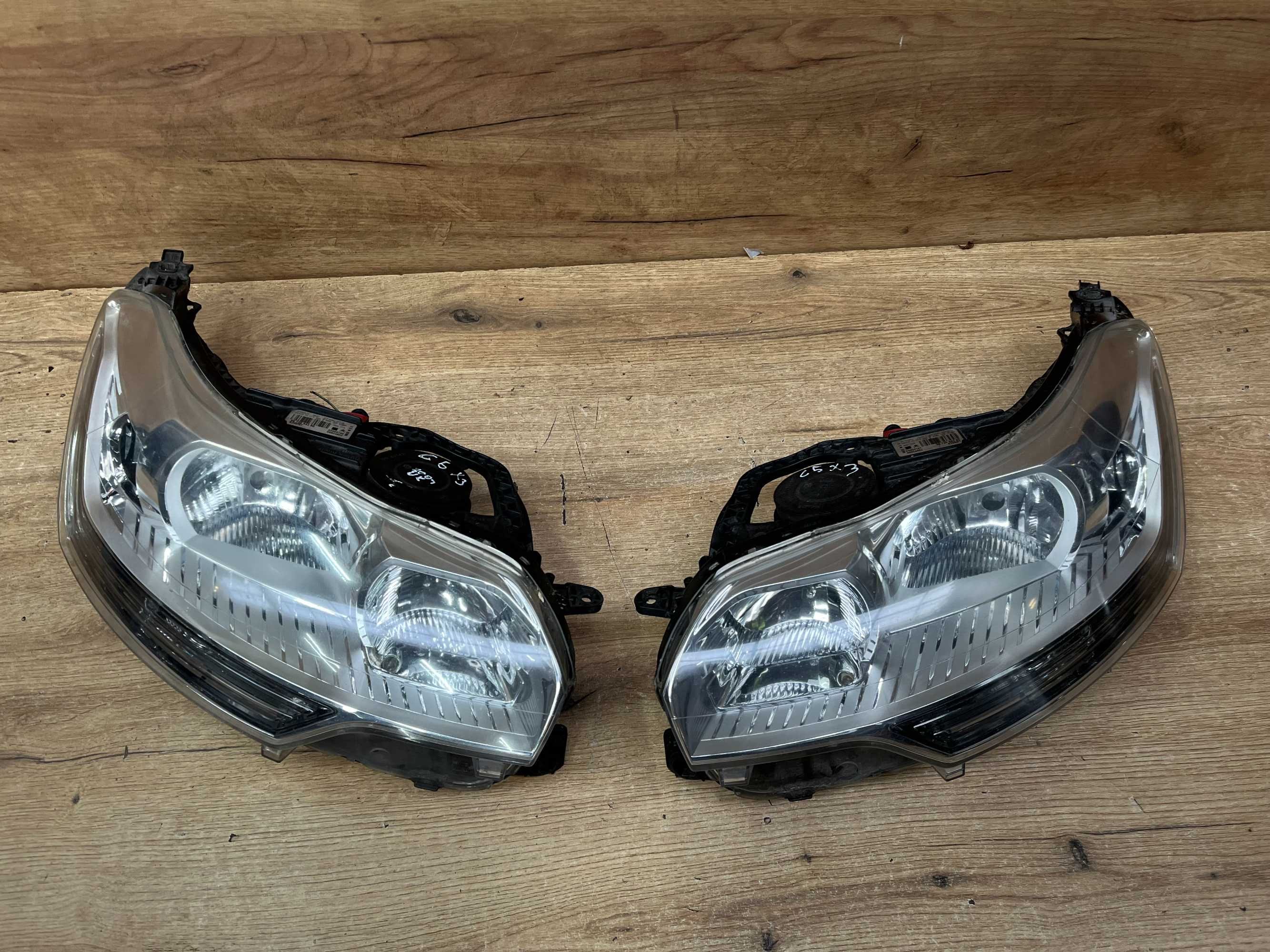 Lampa/reflektor przedni lewy prawy Citroen C5 x7