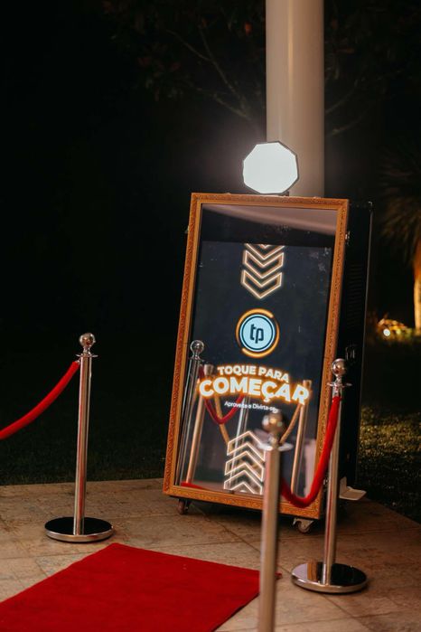 Photobooth Mirror Booth