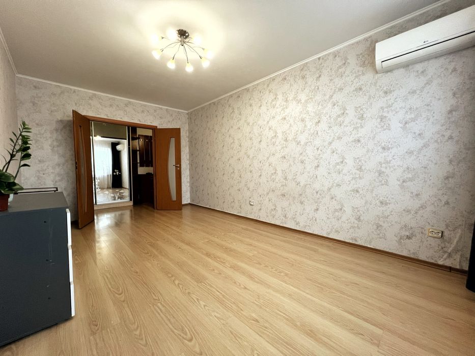 Трикімнатна квартира вулиця Грушевського