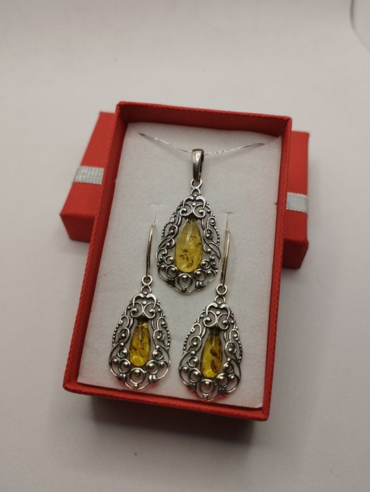 Srebrny komplet z bursztynem, próba 925