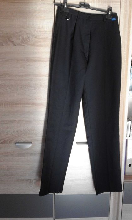 Spodnie damskie, czarne, proste, rozmiar 38 / 40