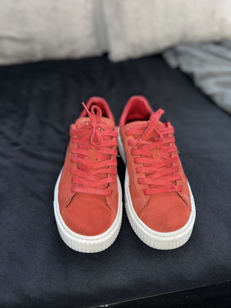 Buty Puma suede na lekkiej platformie