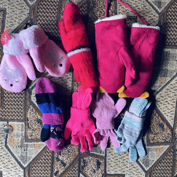 Віддам дитячі речі