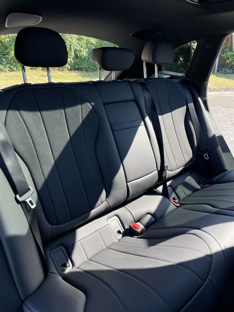Mercedes bens EQE SUV 2023