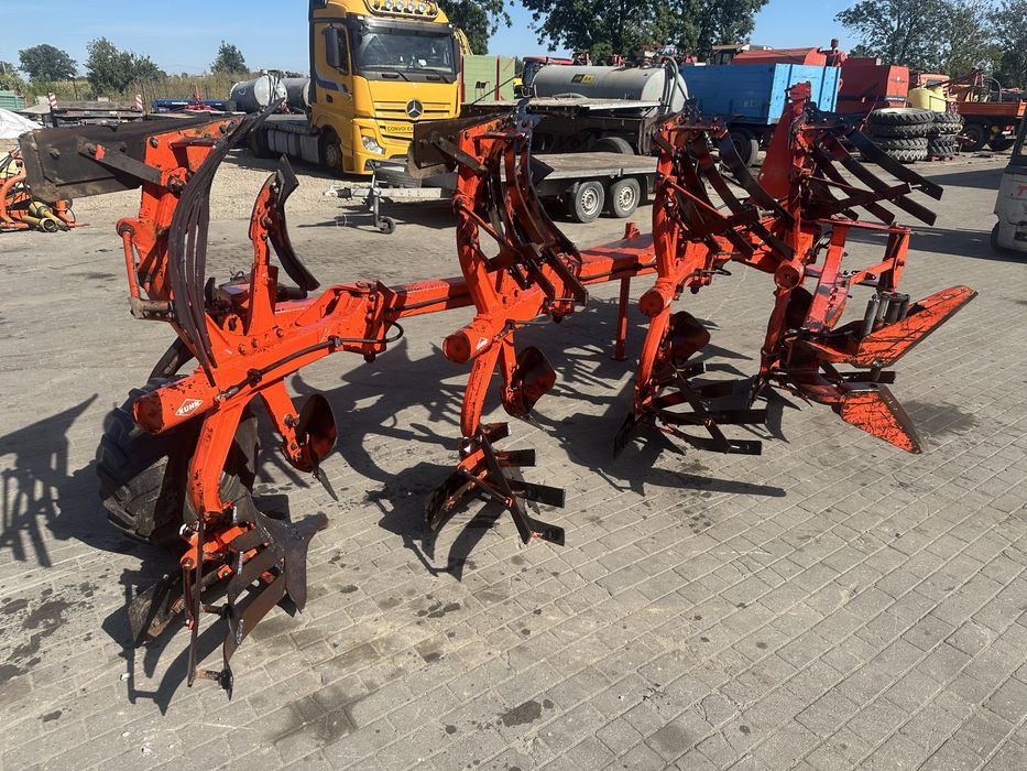Pług obrotowy 4 skibowy Kuhn Vari Master 121 ażur 5 korpus Gratis