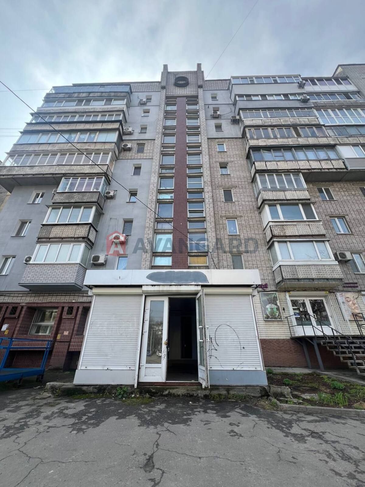 Оренда приміщення 35м2 на Калиновій під торгівлю, сферу полуг