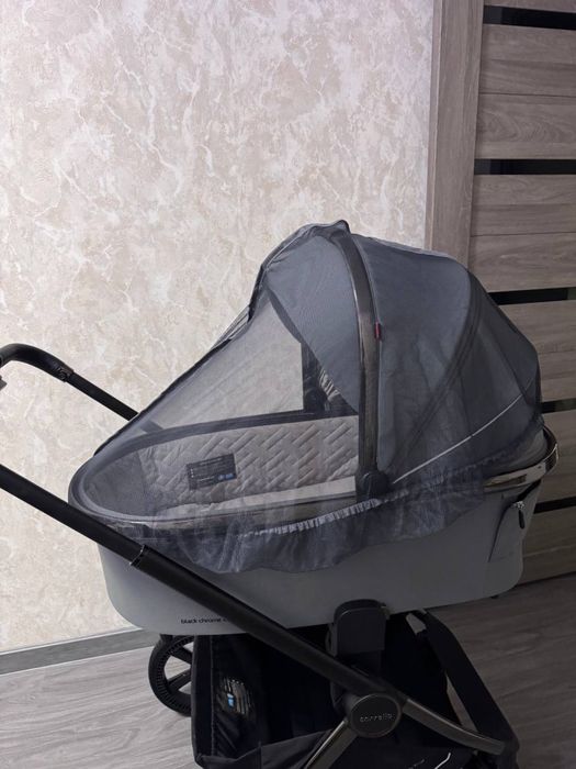 Універсальна дитяча коляска 2 в 1 Carrello Ultimo Chrome Frame.