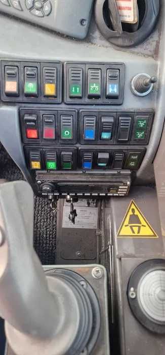Manitou MRT3050 privilege Ładowarka teleskopowa ROTO