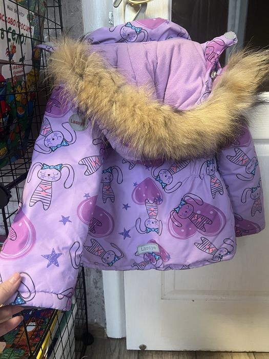 Дуже тепла зимова куртка з натуральним хутром Lassye.