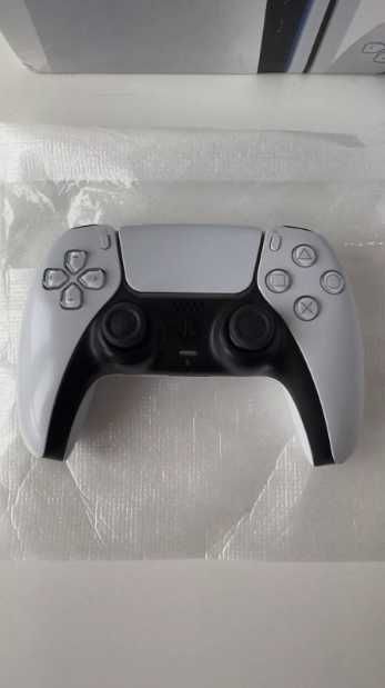 Konsola Playstation 5 Slim 1tb w świetnym stanie na gwarancji