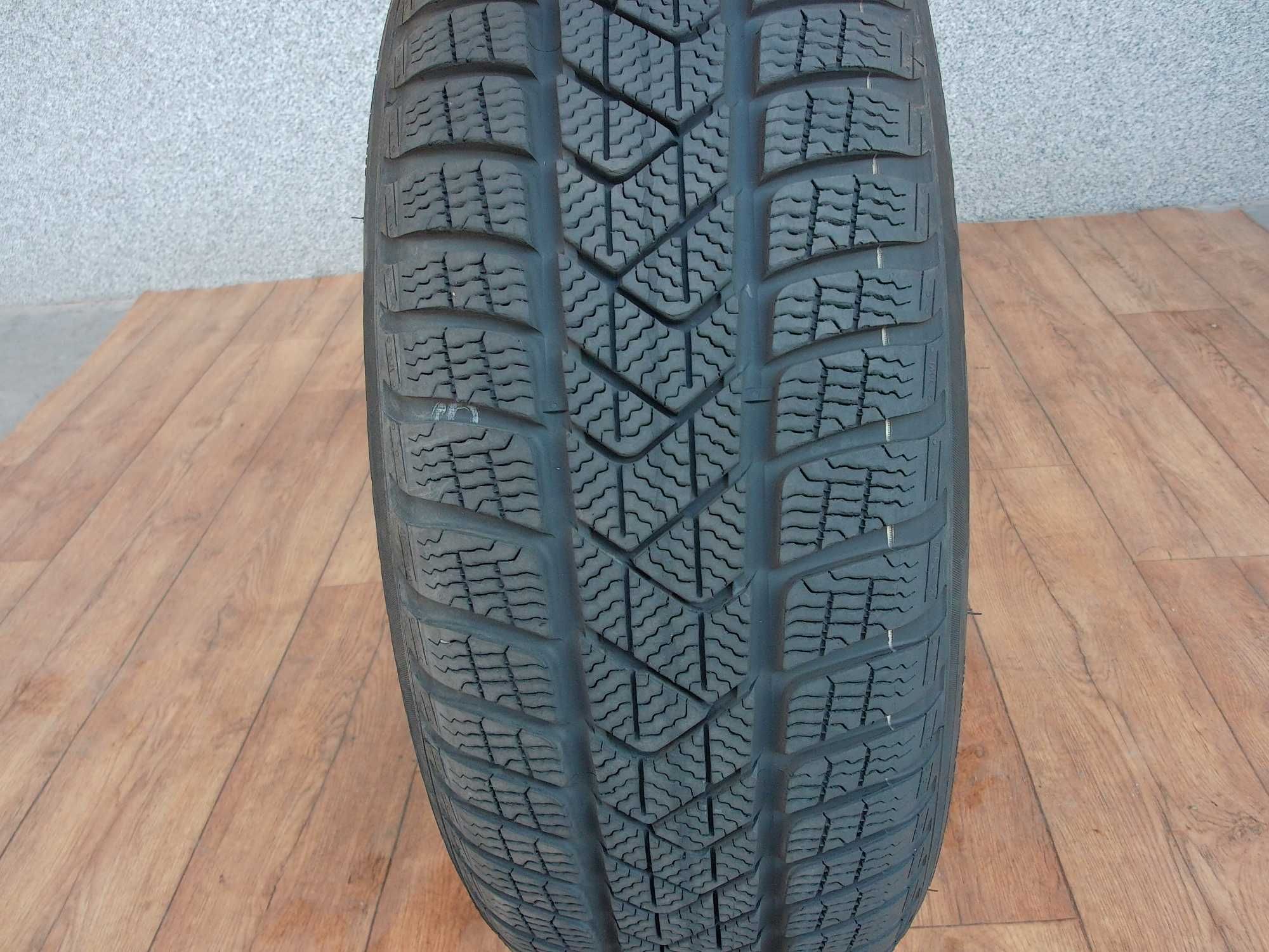 Pirelli Winter Sotto Zero 3 205/55/17 91H jak nowa z 2024r