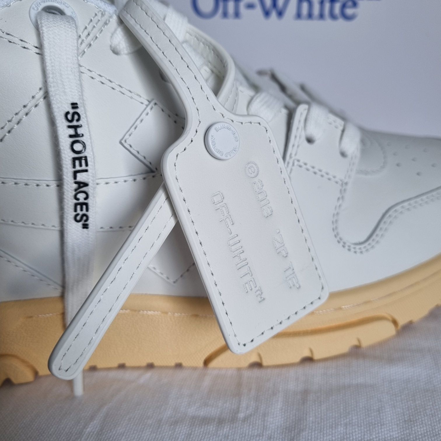 Off-White Out Of Office "White Cream" - Tamanho 43