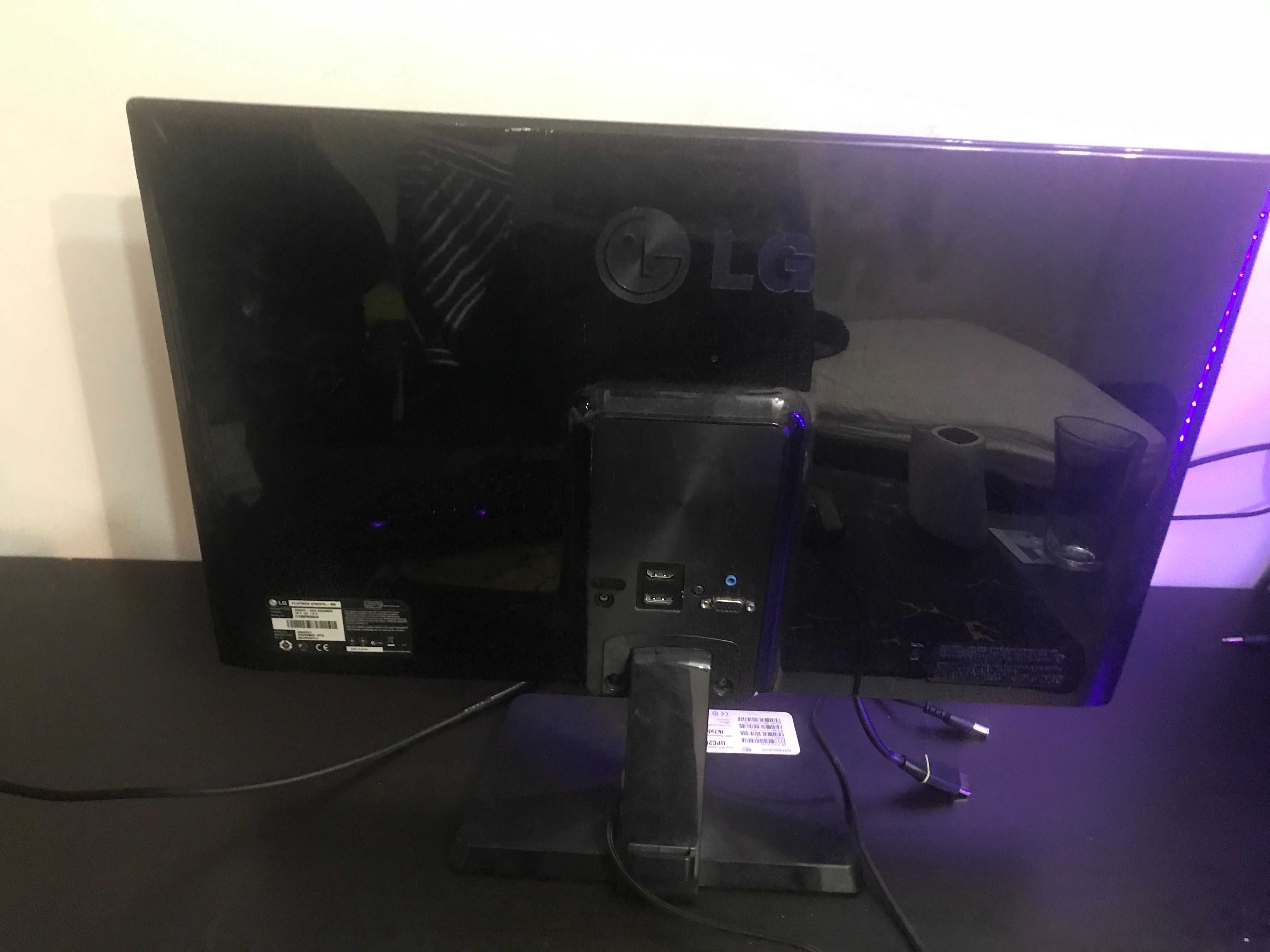 Używany Monitor LG Matryca LED/IPS 60hz 21" + kabel zasilający