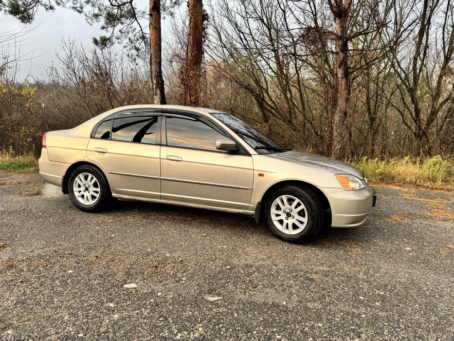 Honda civic 7 покоління