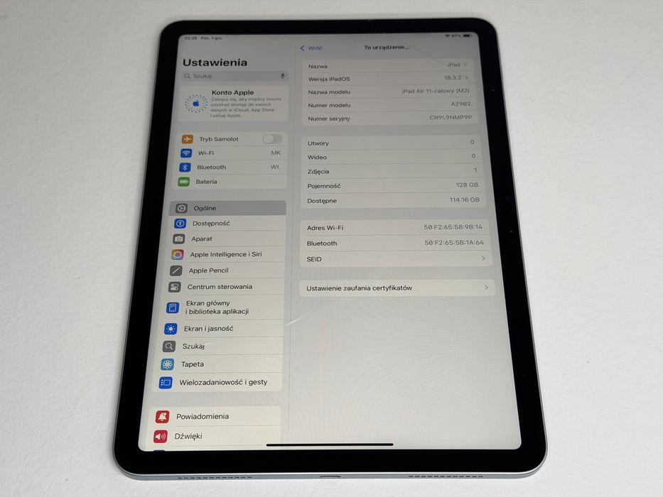 iPad Air 6 (A2902) - Apple M2 - 128GB - pęknięty - faktura VAT 23%