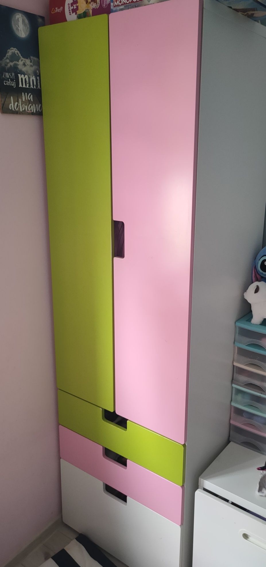 Szafa Ikea Stuva z 3 szufladami różowo zielona