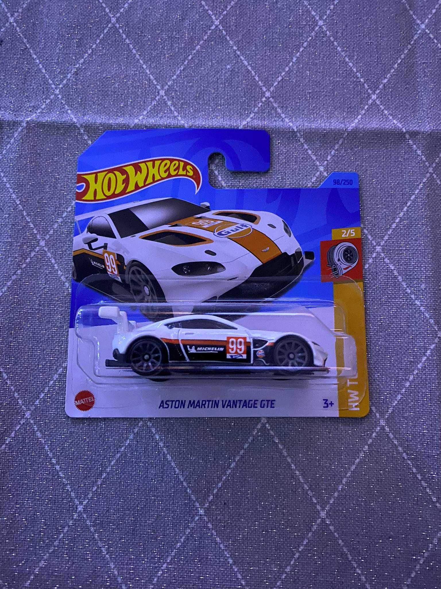 Hot Wheels Aston Martin Vantage Gte